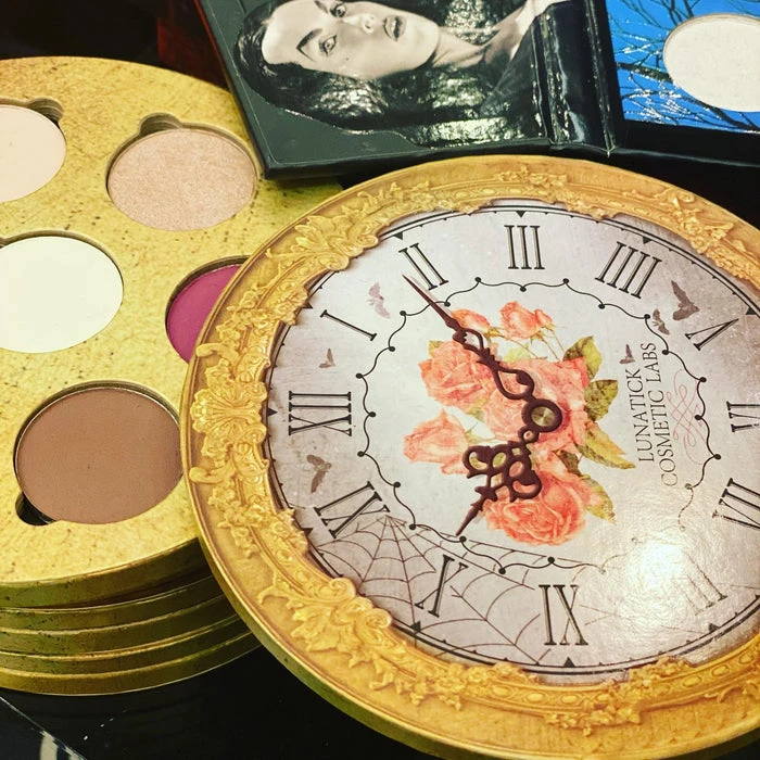 LUNATICK COSMETIC LABS Timeless | EYESHADOW PALETTE 7 LUNATICK COSMETIC LABS Timeless | EYESHADOW PALETTE - Image 5