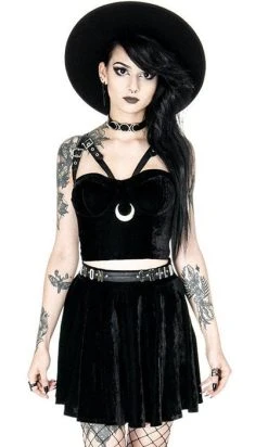 RESTYLE Moon Harness | TOP -Punk Rave Store restyle moon harness top 7 33fa66e2 a6b0 47cf 850f 597a83b140da 700x700