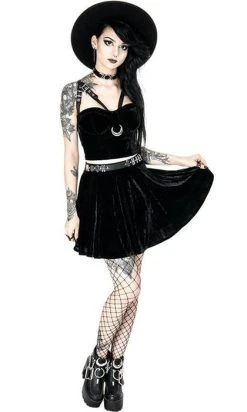 RESTYLE Moon Harness | TOP -Punk Rave Store restyle moon harness top 9 fc82d65f 079c 487c b39b a52fe4036bbe 700x700