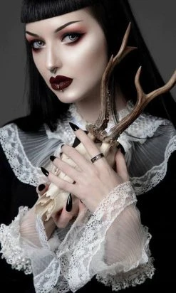 ROGUE AND WOLF Sun And Moon [Blackened Steel] | RING -Punk Rave Store rogue and wolf sun and moon blackened steel ring 2 c736e700 dad4 4bae 9436 c3b61e16e3d5 700x700